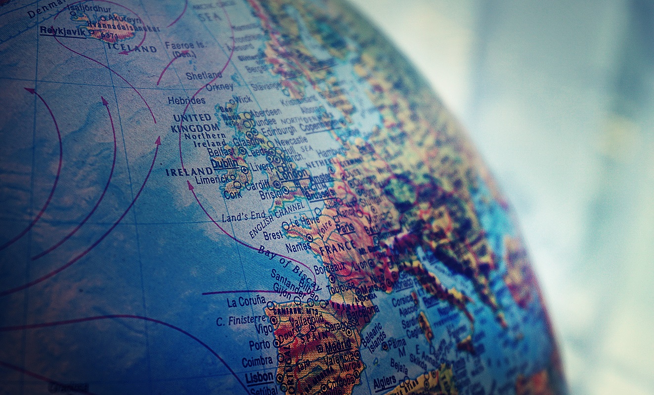 ball-shaped-blurred-background-close-up-1098515